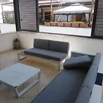 Luxury Living 4*