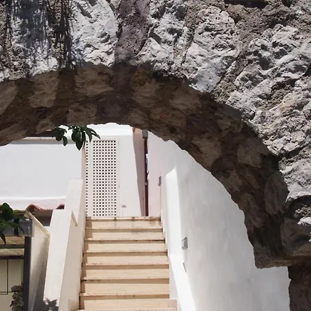 Luxury Living Capri