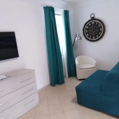 Luxury Living 4*