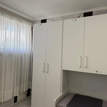 Bed & Breakfast Luxury Living 4*