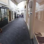 Nocleg ze śniadaniem Luxury Living 4*