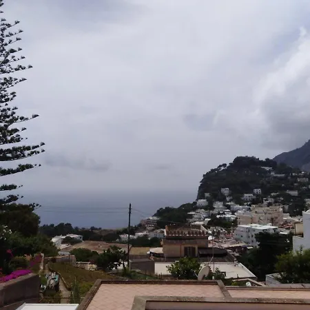 Luxury Living 4* Capri